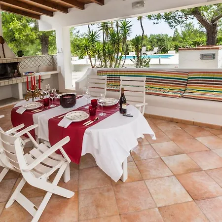 Villa Campanile Sleeps 6 Pool Air Con Wifi Ostuni